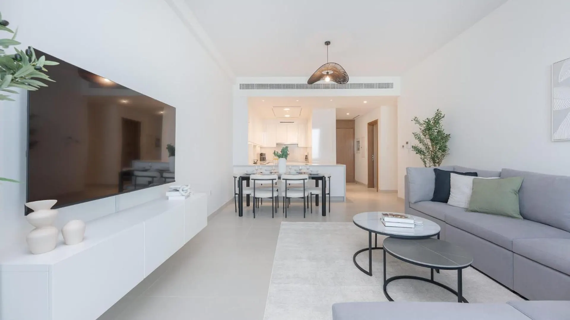 Elegant Relaxing 3-Bedroom Apartment In Perfect Location At Canal Front 6 Dubaj
