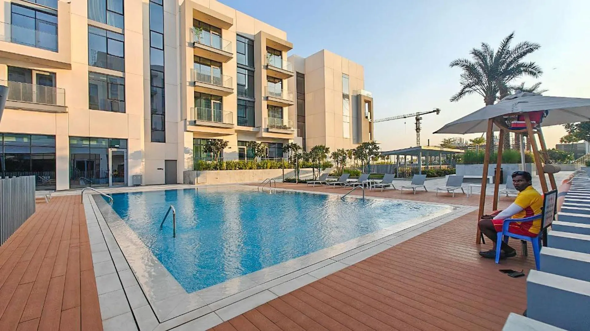 Elegant Relaxing 3-Bedroom Apartment In Perfect Location At Canal Front 6 Dubai